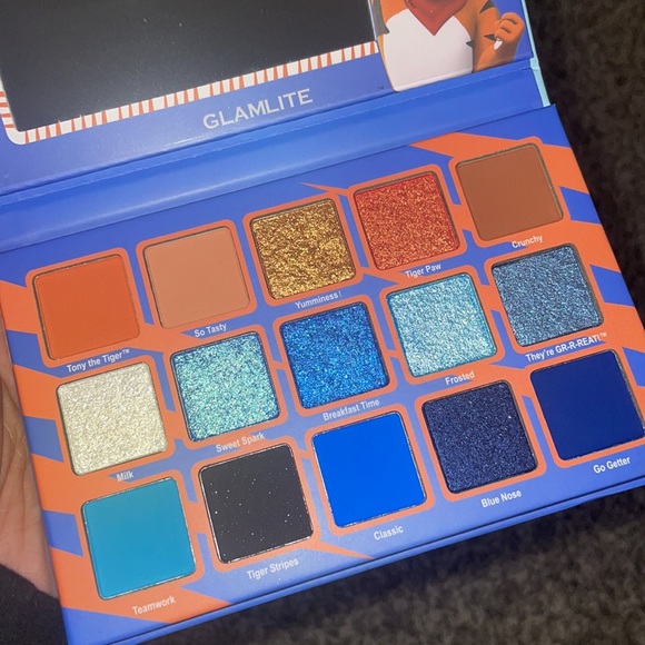 Makeup Glamlite X Kelloggs Frosted Flakes Eyeshadow Palette Poshmark
